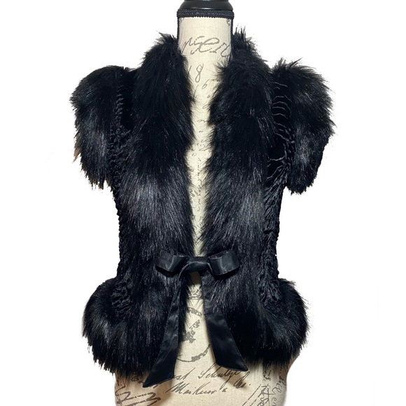 Coats | Nwot Bebe Black Faux Fur Vest 